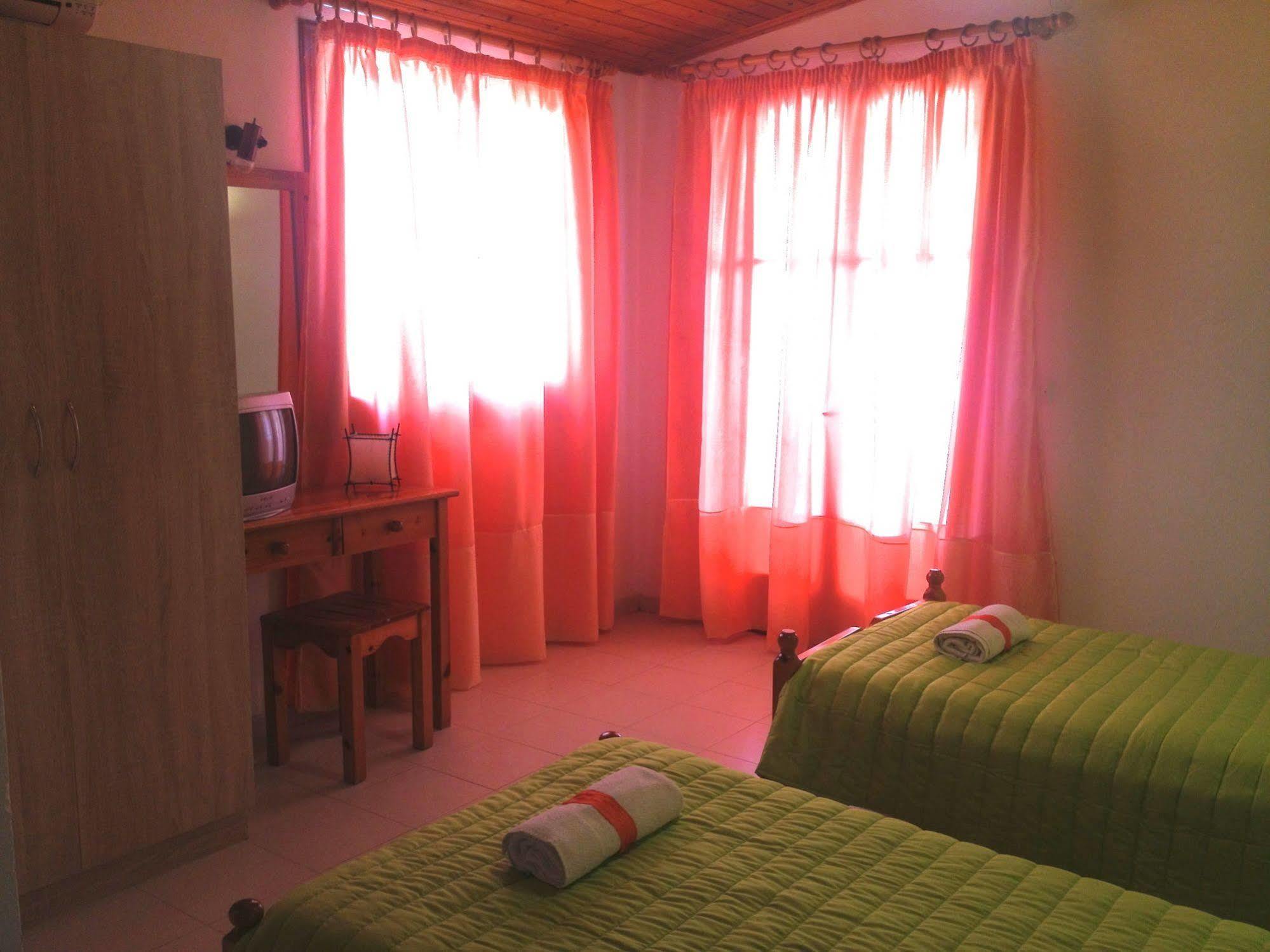 Ionian Breeze Apartments Kávos Екстериор снимка